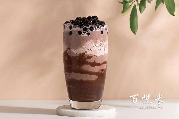 請問開奶茶店需要投入多少資金？需要置辦什么設(shè)備？